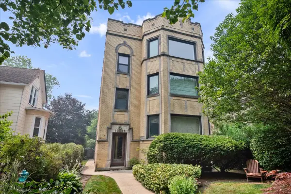 1918 Colfax Street #3, Evanston, IL 60201