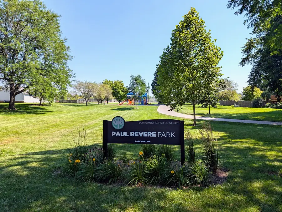 1 Oak Meadow Court, Streamwood, IL 60107 - #2