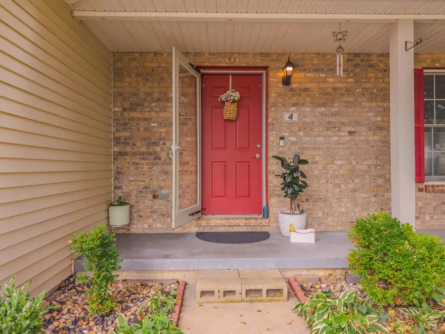 4 Breckenwood Court, Bloomington, IL 61704 - #2