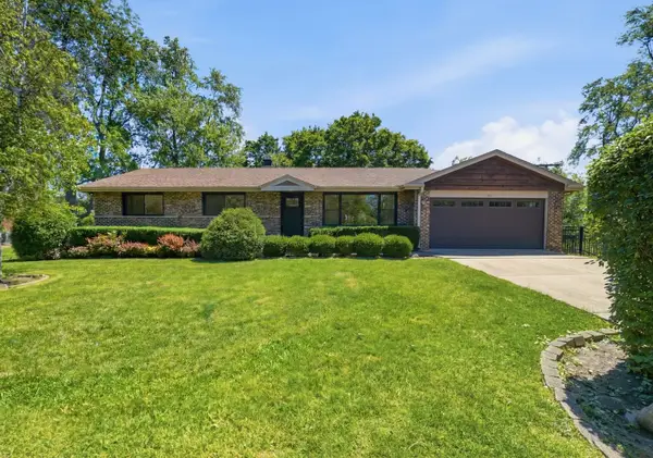 1801 N Iris Drive, Palatine, IL 60074