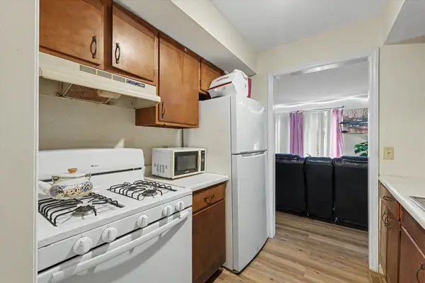 1002 E Harding Drive E #101, Urbana, IL 61801