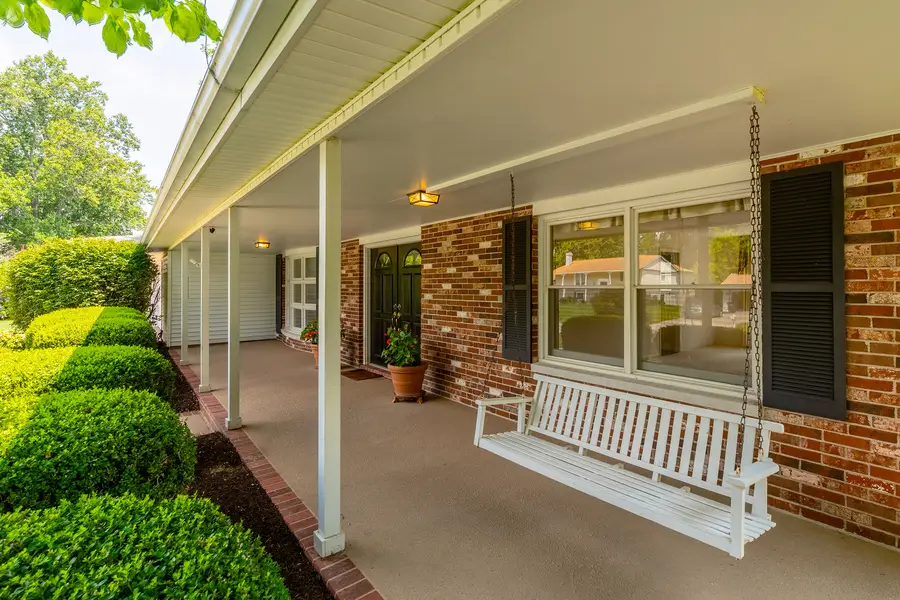 107 N Lark Lane, Carbondale, IL 62901 - #2