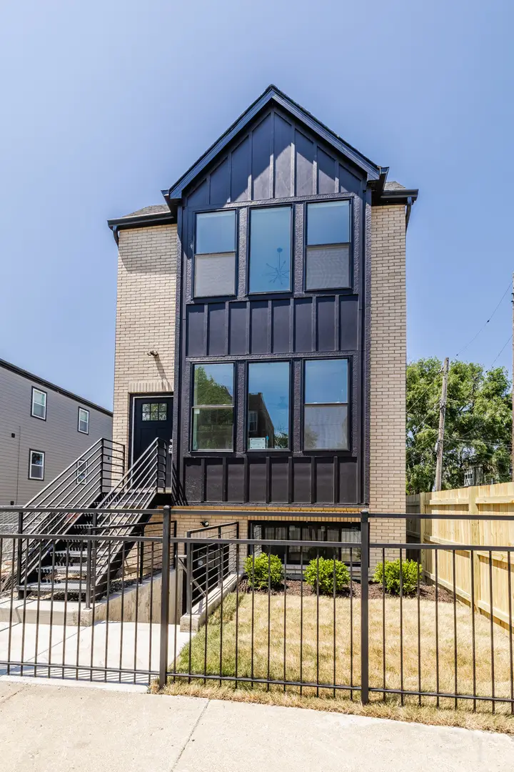 544 N Lawndale Avenue, Chicago, IL 60624 - #2