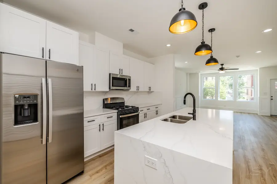 544 N Lawndale Avenue, Chicago, IL 60624 - #3