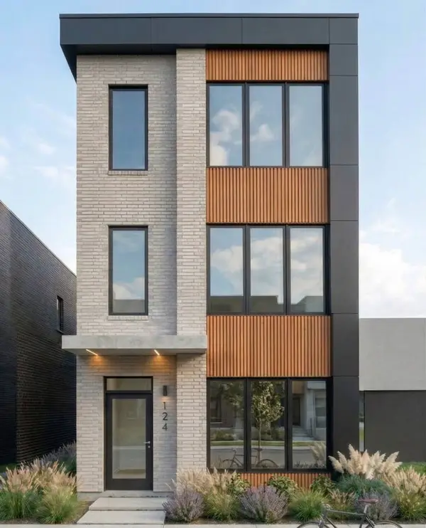 3041 W Flournoy Street, Chicago, IL 60612