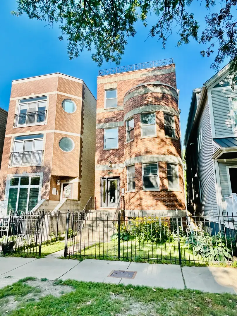 3033 N Racine Avenue #3, Chicago, IL 60657 - #2