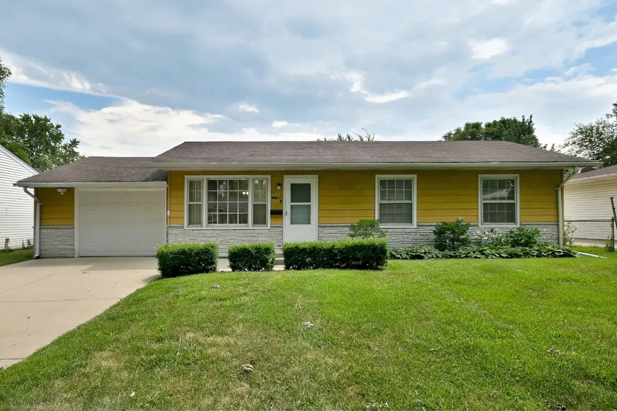 1675 Evergreen Avenue, Hanover Park, IL 60133 - #1