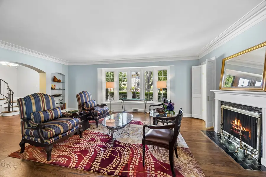 1049 N Elmwood Avenue, Oak Park, IL 60302 - #3