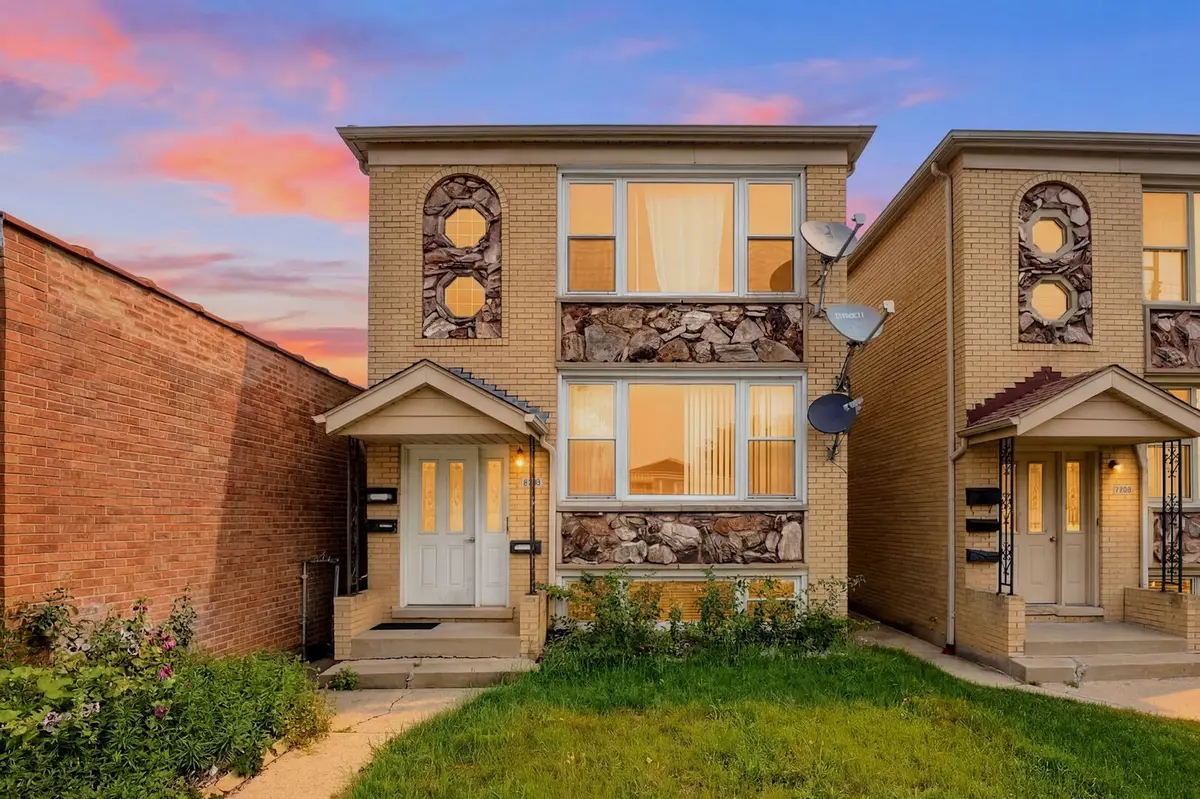 5789 N Elston Avenue, Chicago, IL 60646 - #1