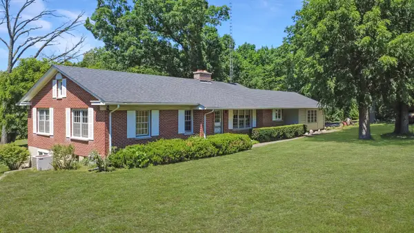 3205 N Il Route 23 Highway, Marengo, IL 60152