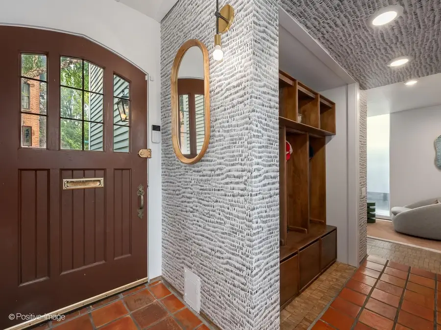 333 W Menomonee Street, Chicago, IL 60614 - #3