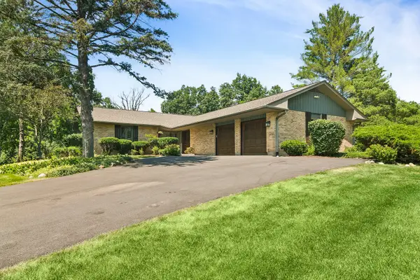 20590 W Exeter Road, Kildeer, IL 60047