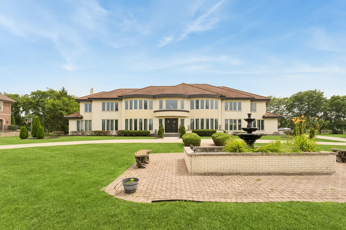 6 Silo Ridge Road S, Orland Park, IL 60467 - #1