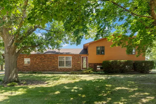 640 Fairway Lane, Sycamore, IL 60178