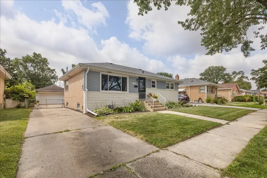 4912 Saint Paul Court, Hillside, IL 60162 - #2