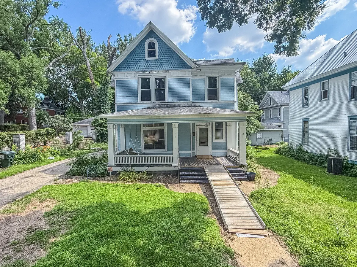 437 W Decatur Street, Decatur, IL 62522 - #1