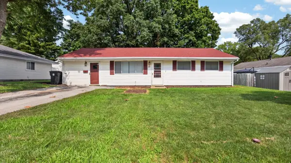 29 Norwood Drive, Normal, IL 61761