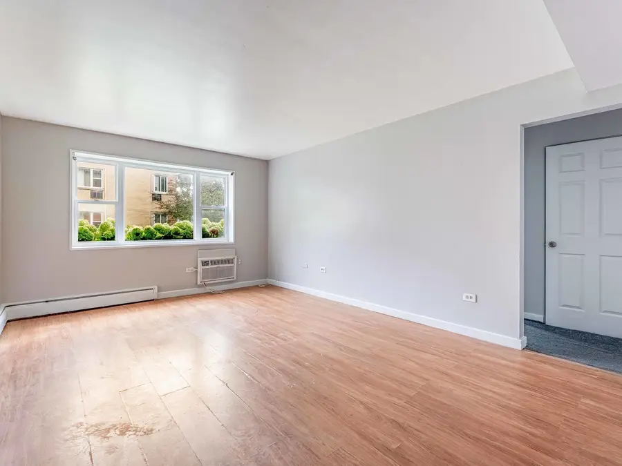 2123 Howard Street #1H, Evanston, IL 60202 - #3