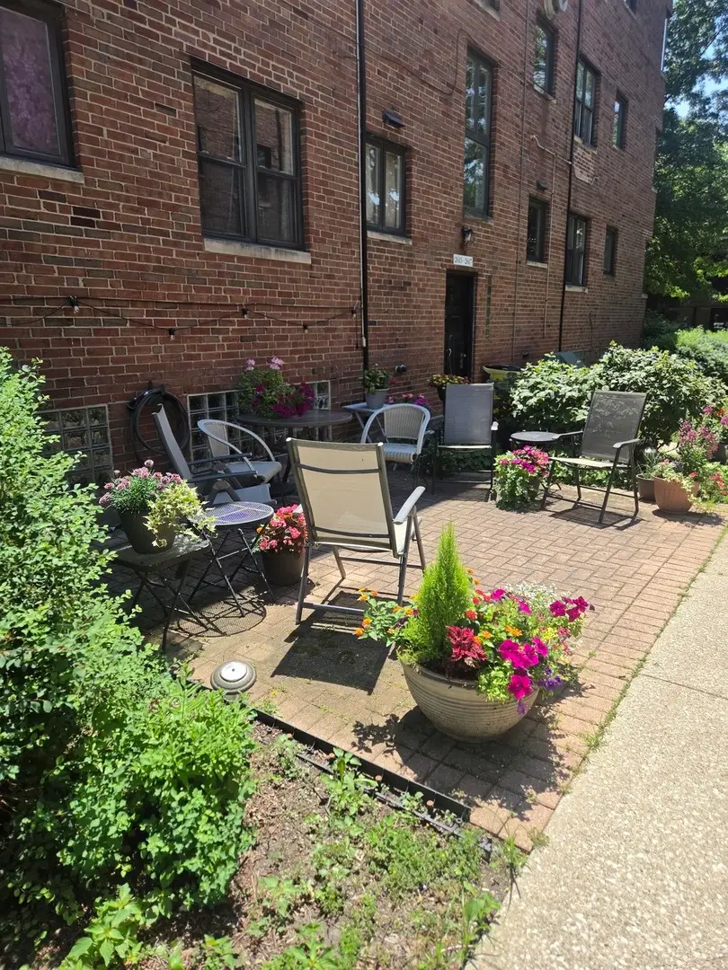 2611 Central Street #1, Evanston, IL 60201 - #2