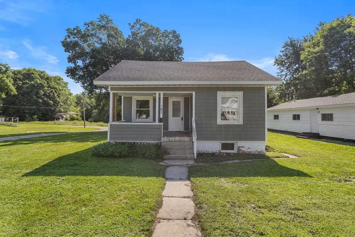 701 S Spruce Street, Villa Grove, IL 61956 - #1