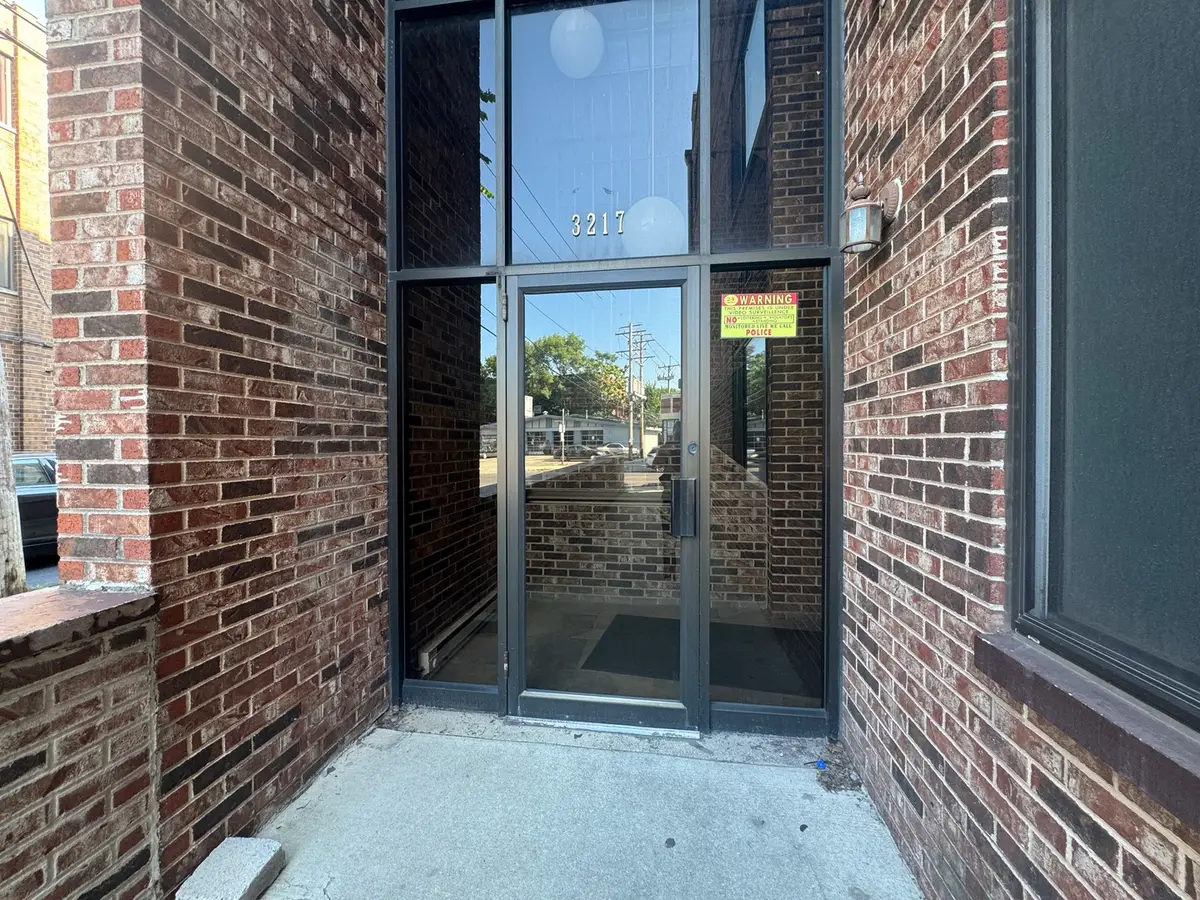 3217 W Bryn Mawr Avenue #201, Chicago, IL 60659 - #1