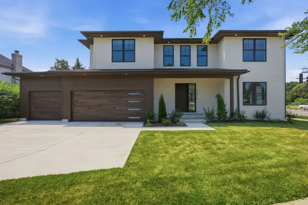 949 Internationale Parkway, Woodridge, IL 60517