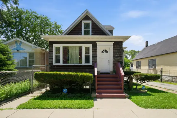 4819 W Race Avenue, Chicago, IL 60644