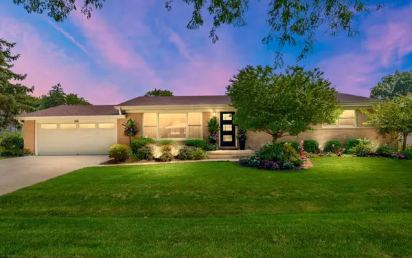532 Merlin Drive, Schaumburg, IL 60193