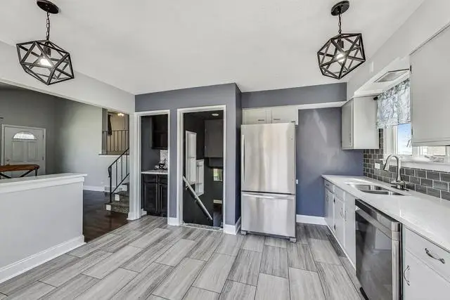 Address Withheld By Seller, Elmhurst, IL 60126 - #2
