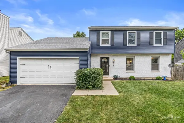 1572 Andover Avenue, St. Charles, IL 60174