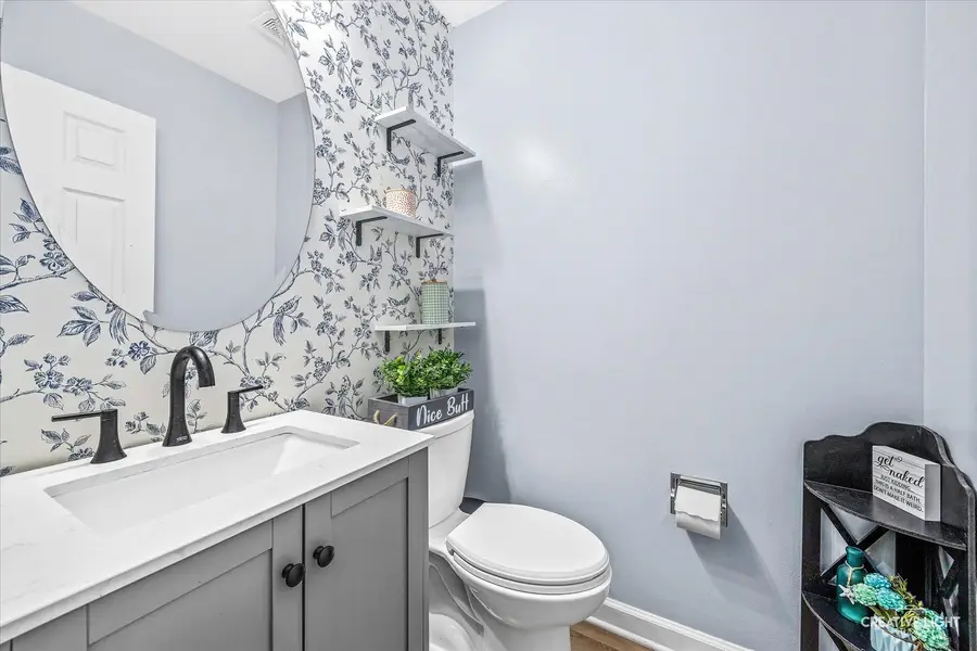 1572 Andover Avenue, Saint Charles, IL 60174 - #3