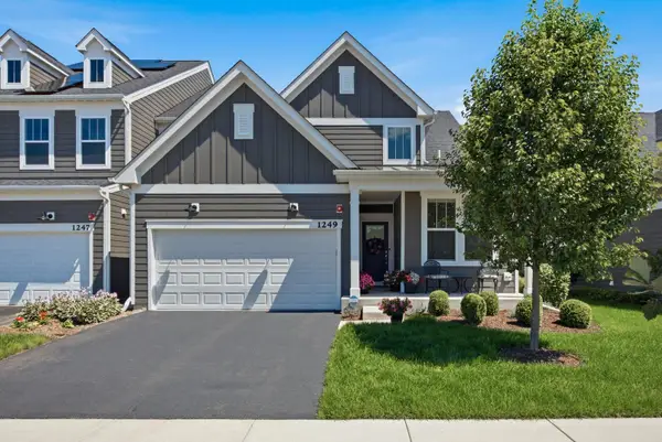 1249 S Josiah Road, Naperville, IL 60563