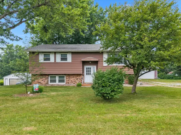 3003 148th Avenue W, Milan, IL 61264