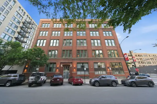 331 S Peoria Street #107, Chicago, IL 60607