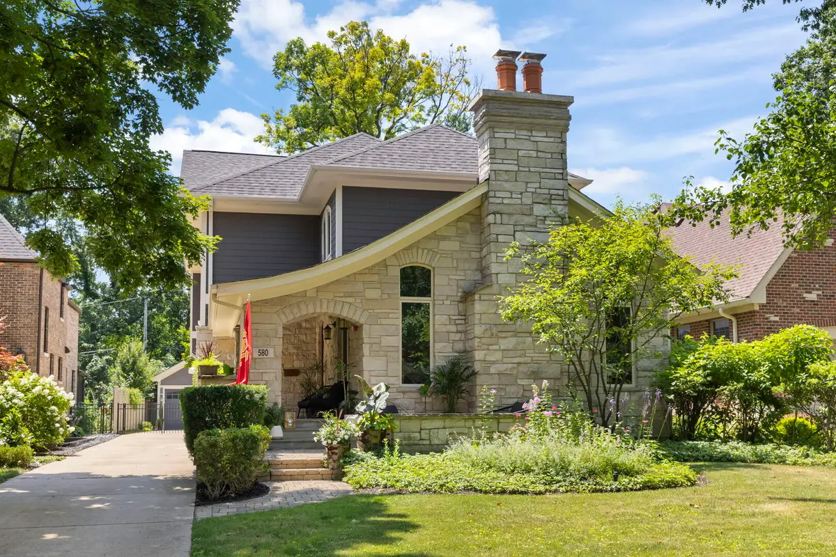 580 Lee Street, Glen Ellyn, IL 60137 - #1