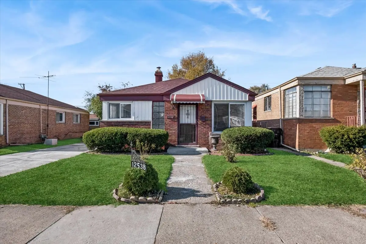 12538 S Justine Street, Calumet Park, IL 60827 - #1