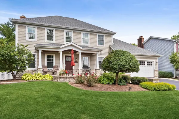1137 Hyde Park Lane, Naperville, IL 60565