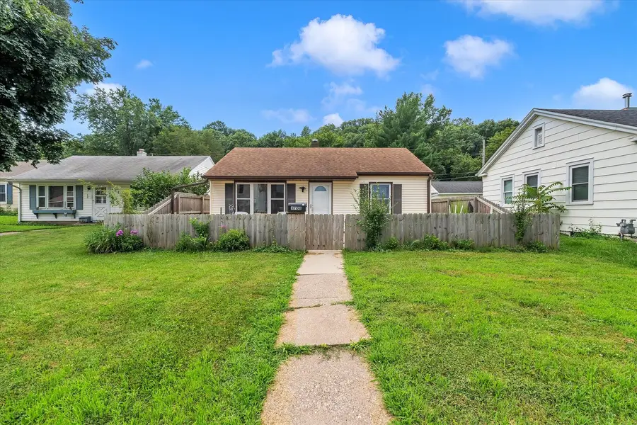 3708 5th Avenue, Moline, IL 61265 - #2