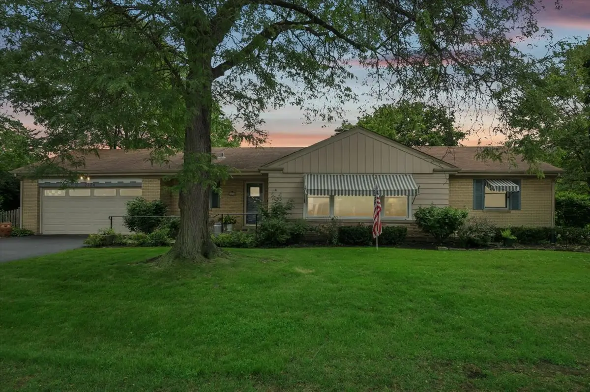 2324 Sumac Circle, Glenview, IL 60025 - #1