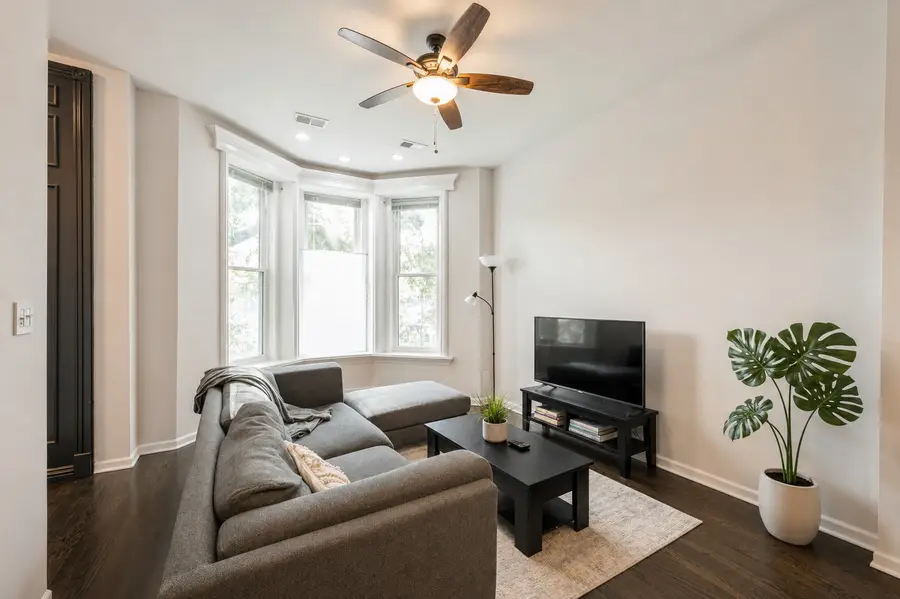 1234 W Huron Street, Chicago, IL 60642 - #2