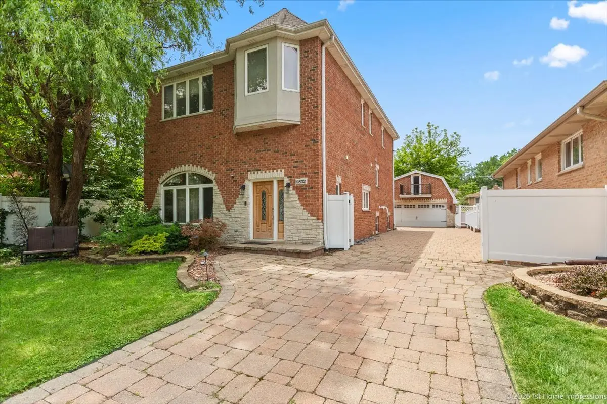 9832 Rutherford Avenue, Oak Lawn, IL 60453 - #1