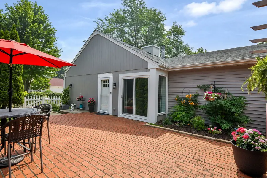 925 Churchill Drive, Naperville, IL 60563 - #2