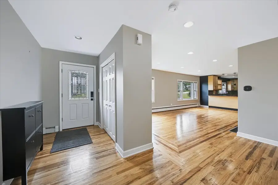 7154 Fair Elms Avenue, Burr Ridge, IL 60527 - #3