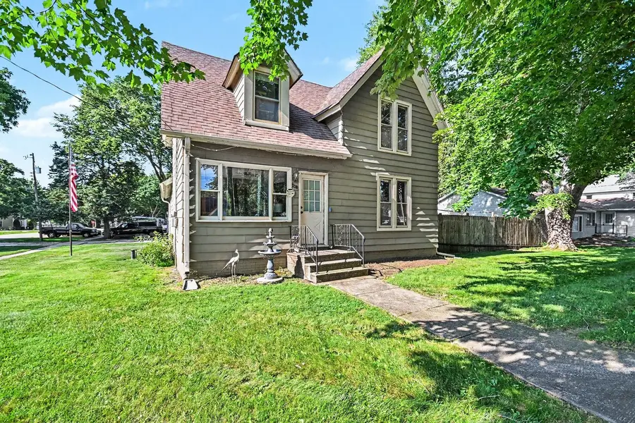 330 Pleasant Street, Sheridan, IL 60551 - #3