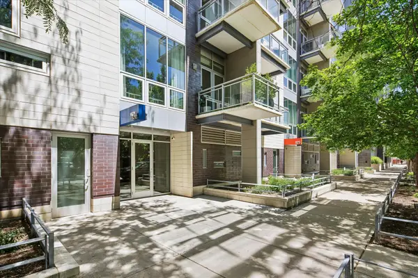 1124 W Adams Street #5E, Chicago, IL 60607