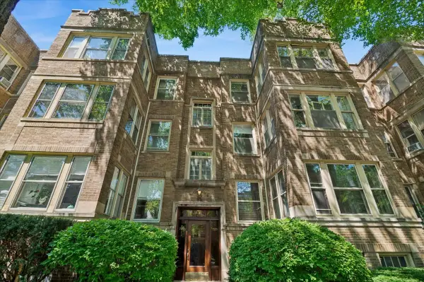 725 Simpson Street #3, Evanston, IL 60201