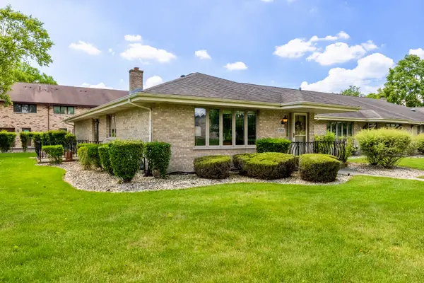 18201 Lynn Drive #109, Orland Park, IL 60467