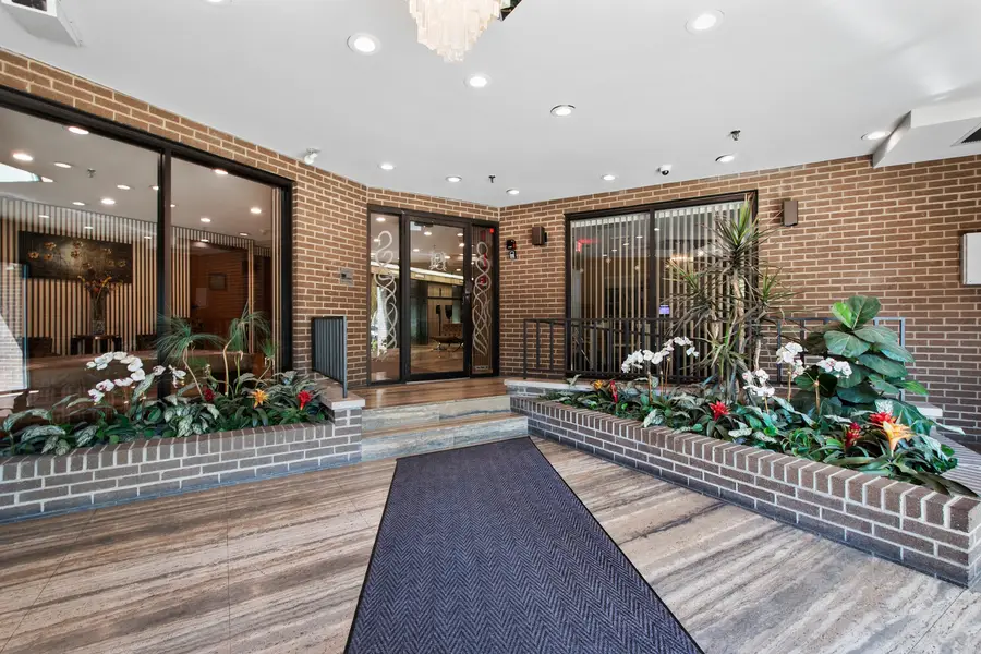 7201 N Lincoln Avenue #403, Lincolnwood, IL 60712 - #2
