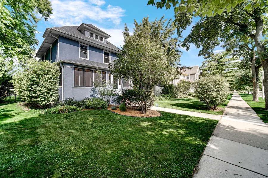 729 N Grove Avenue, Oak Park, IL 60302 - #3