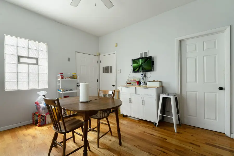 4937 W Gladys Avenue, Chicago, IL 60644 - #3